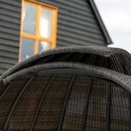 Lotus Daybed / Brown Lotus Daybed / Brown