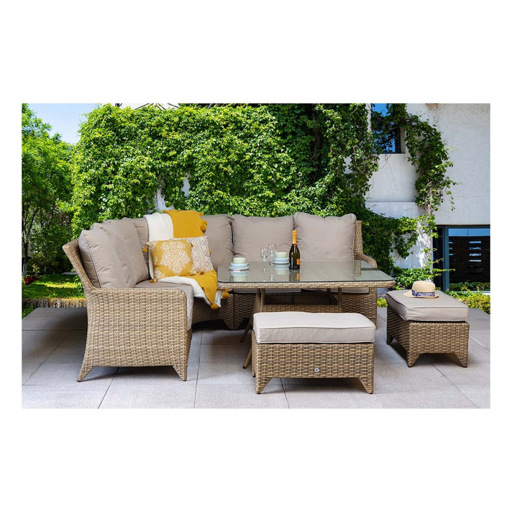 SARAH Corner Dining in Nature SARAH Corner Dining in Nature