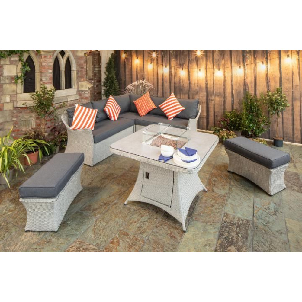 Bespoke Cloud Casual Dining Ceramic Fire Pit Set