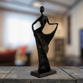 Brigitte Chic Lady – Elur Iron Figurine