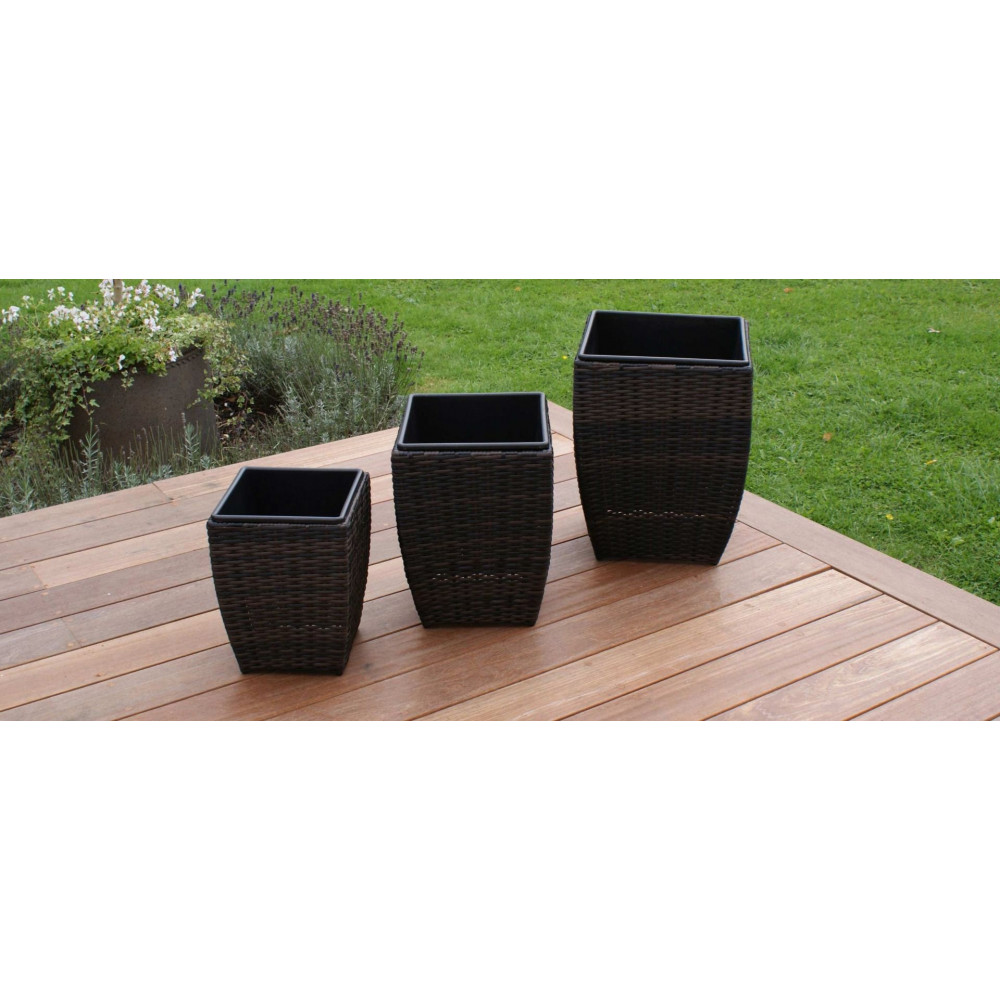 Maze Rattan Planters Shaped Brown