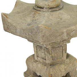 Pagoda Lantern Small 40cm Weathered Dark Stone Effect