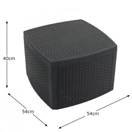 Sicily side table with 2 Sicily chairs