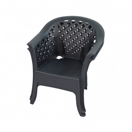 Sicily side table with Savona chairs