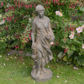 Susie in Spring – rust effect