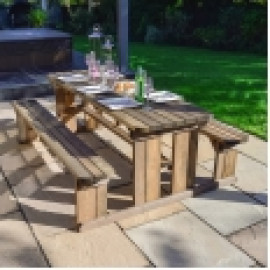 Tinwell Rounded Picnic Bench