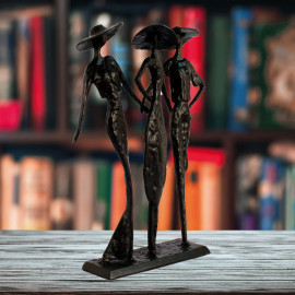 Ladies At The Races – Elur Iron Figurine